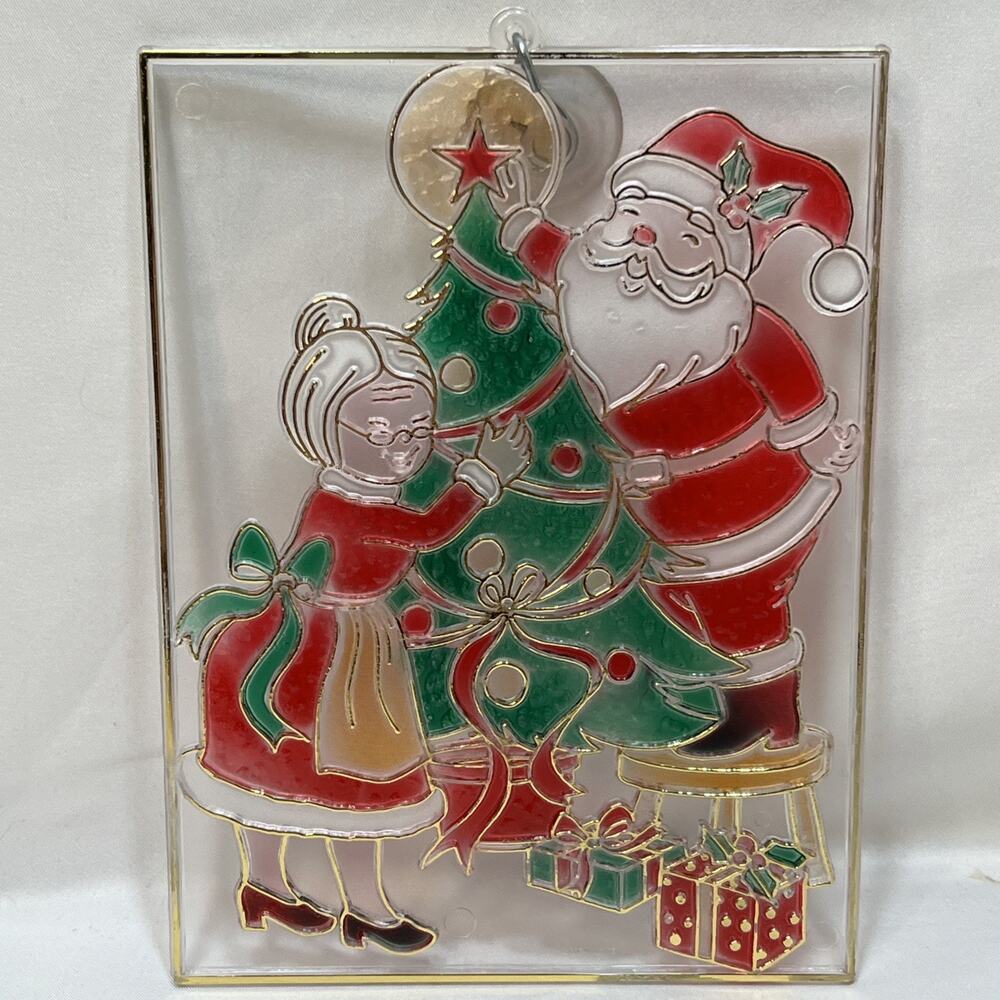 Vintage 1980s Santa & Mrs Claus Decorating The Tree Plastic Suncatcher Christmas